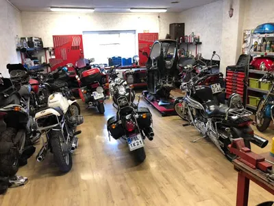 MayaMoto Bartłomiej Roszak